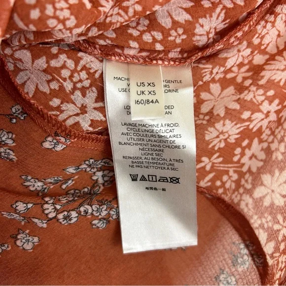 Free People Serena Printed Bell Sleeve Button Down Blouse Rust Size XS - Picture 5 of 6